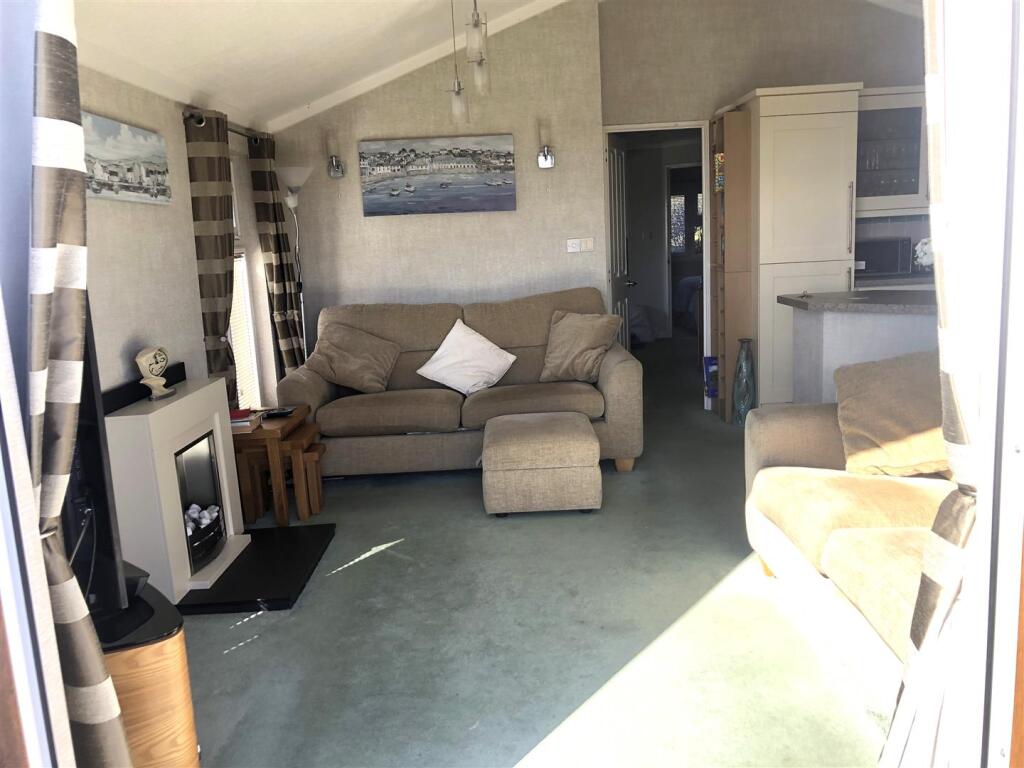 Glan Gors Holiday Park, Brynteg photo 5