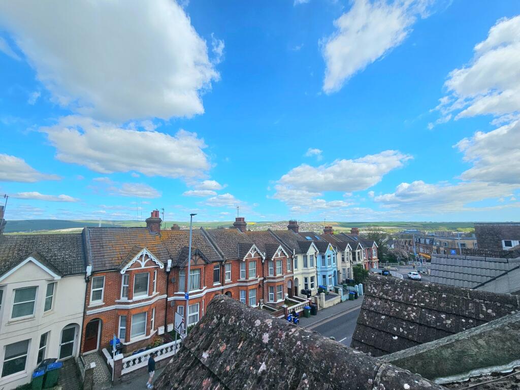 Brighton Road, Newhaven photo 2