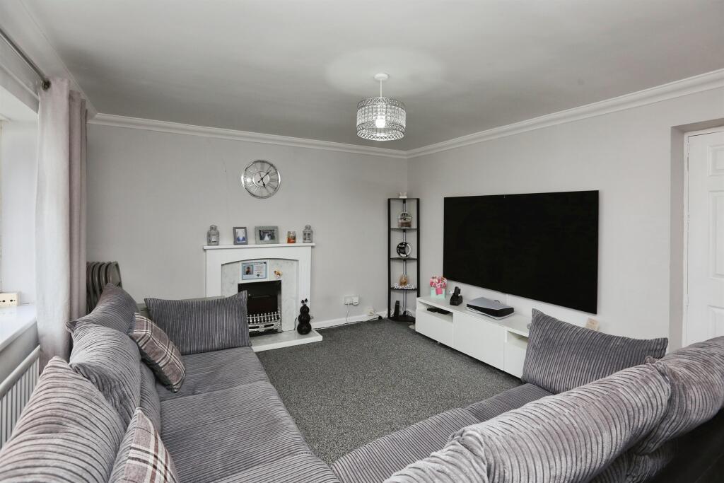 Apartment in Southampton, Weston - View 2