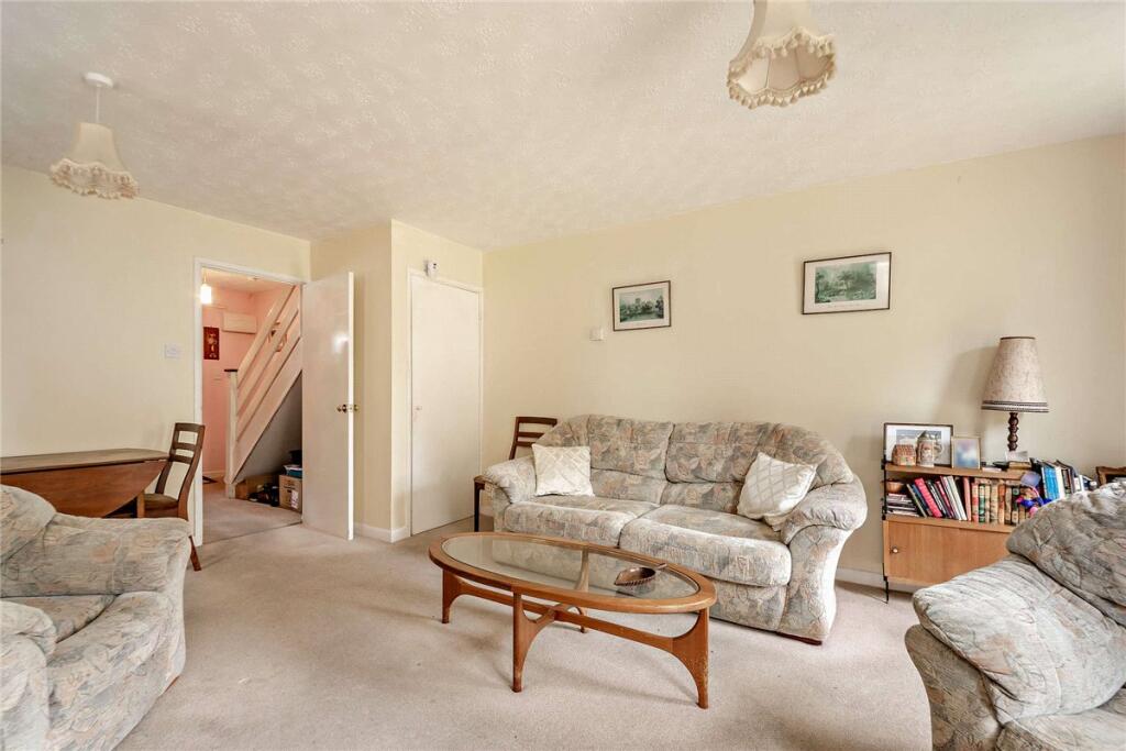 Poffley Place, Thatcham, Berkshire, RG19 photo 4