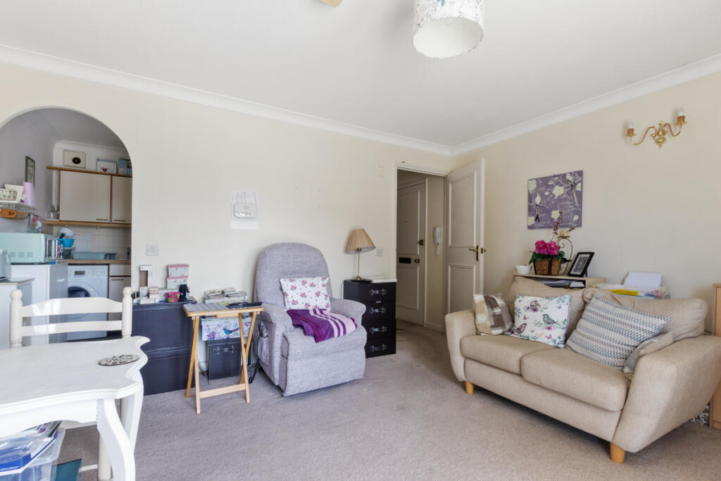 Apartment in Portsmouth - View 4