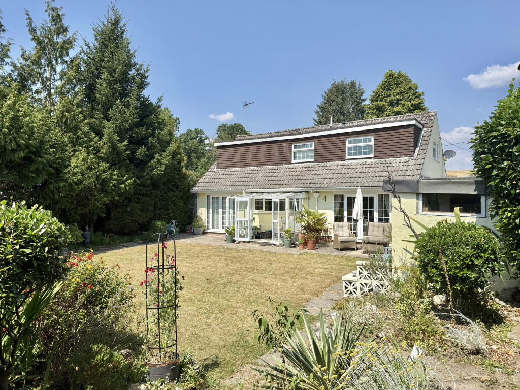House in West Moors - View 2