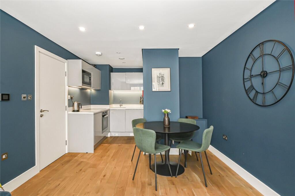 Apartment in London, Pentonville, Barnsbury - View 3