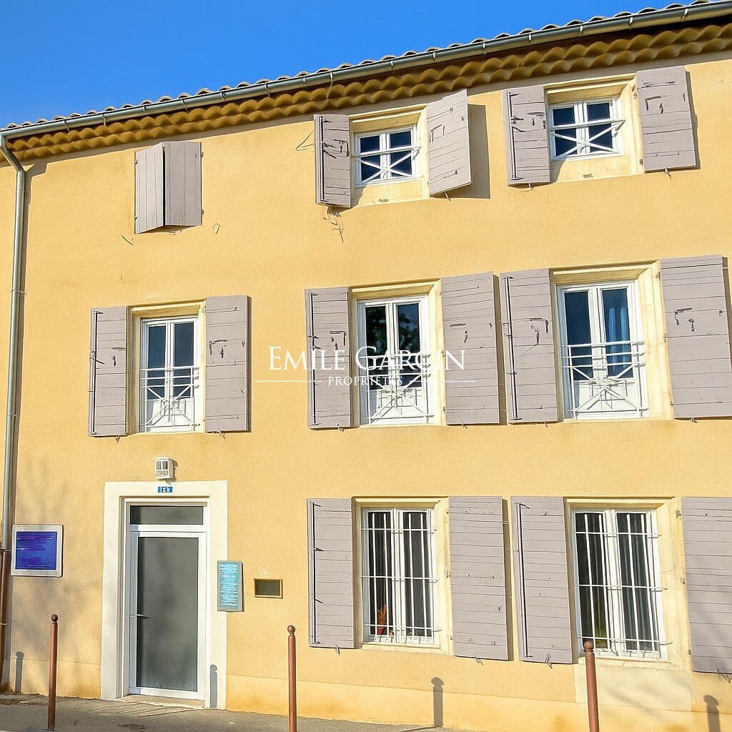 Main image of property: Provence-Alps-Cote d`Azur, Bouches-du-Rhône, St-Rémy-de-Provence