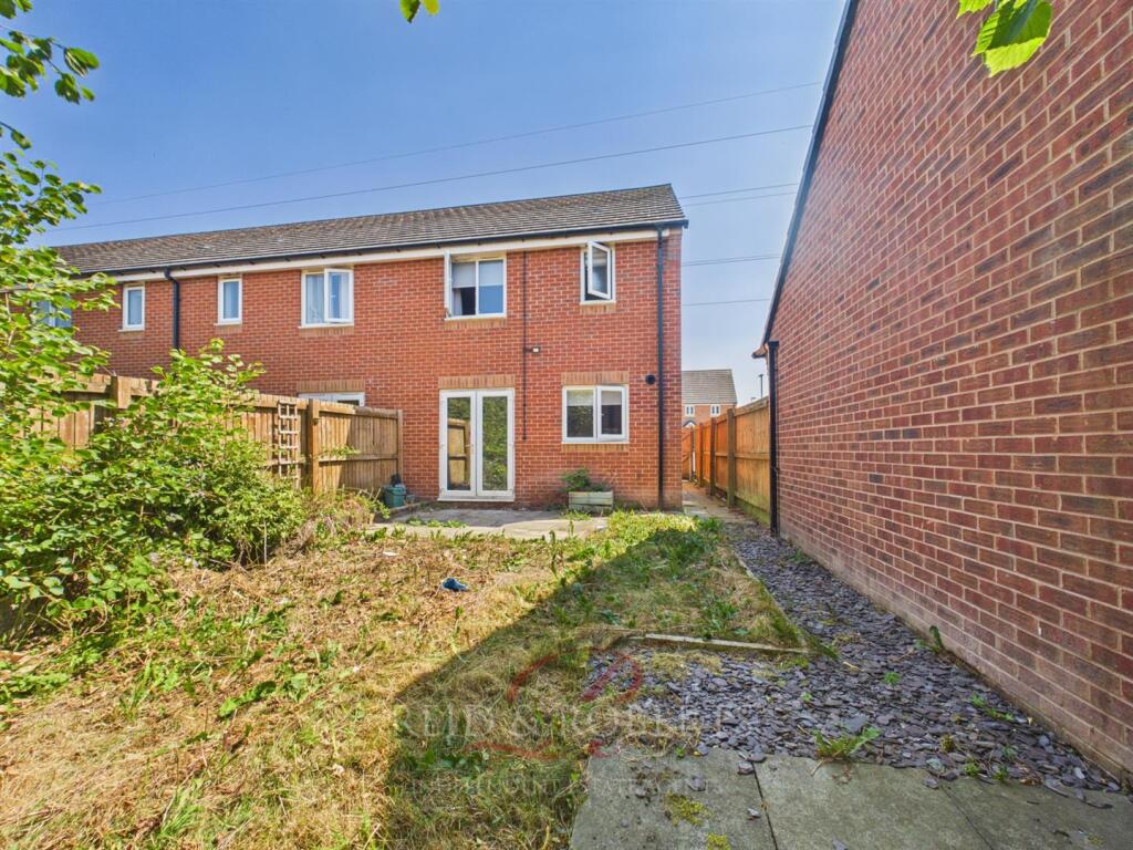 House in Connah's Quay, Wepre Green - More