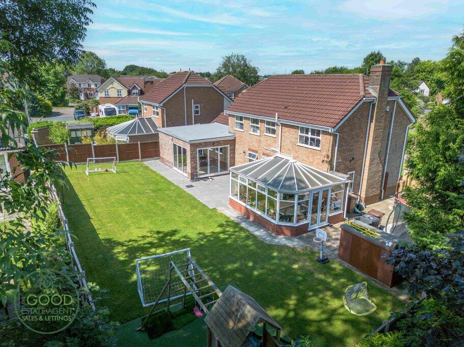 House in Preston, Lea - View 2