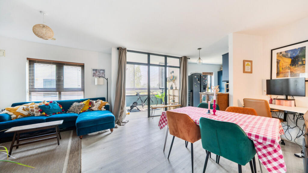 Apartment in London - View 4