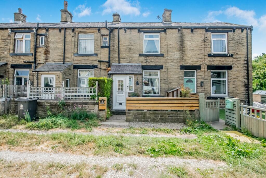 Main image of property: New Cross Street, Oakenshaw, Bradford, West Yorkshire, BD12