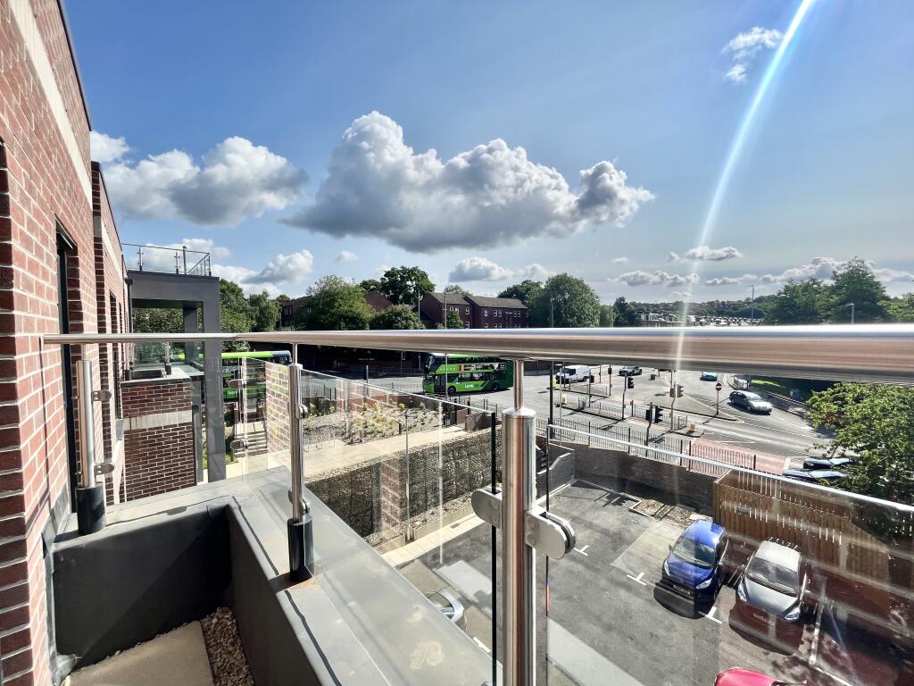 Apartment in Leeds, Hyde Park - View 5