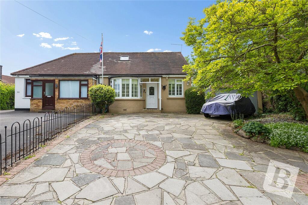 Main image of property: Chelmsford Road, Shenfield, Brentwood, Essex, CM15