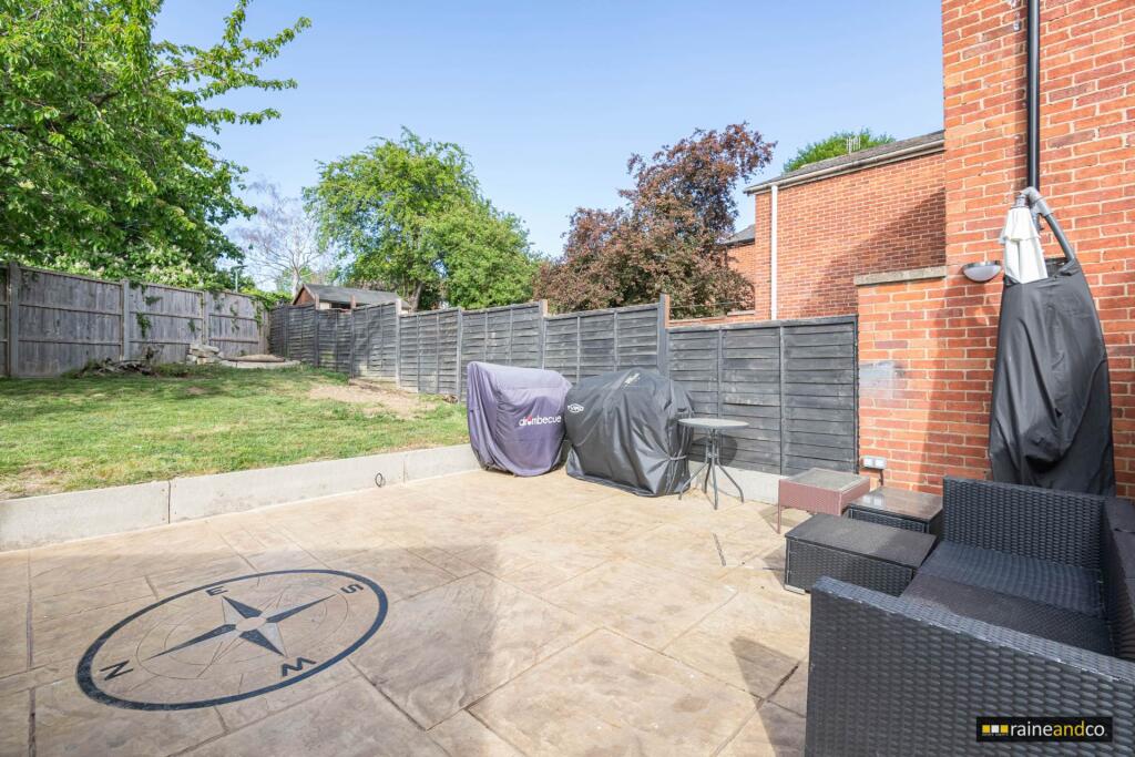 Additional image 25 of Robins Way, Hatfield