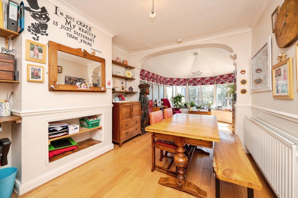 House in Sandwell, West Midlands - More