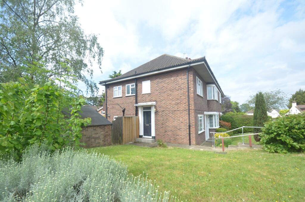 Main image of property: Lyconby Gardens, Shirley, Croydon, CR0