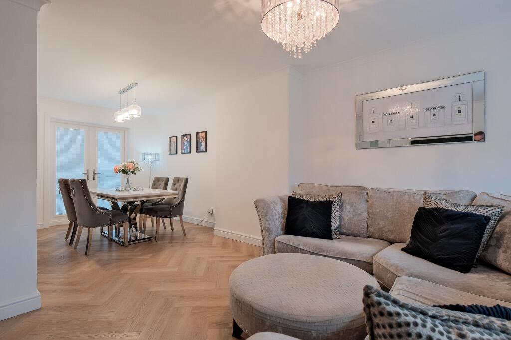 Crogal Crescent, Chapelhall, North Lanarkshire, ML6 photo 4