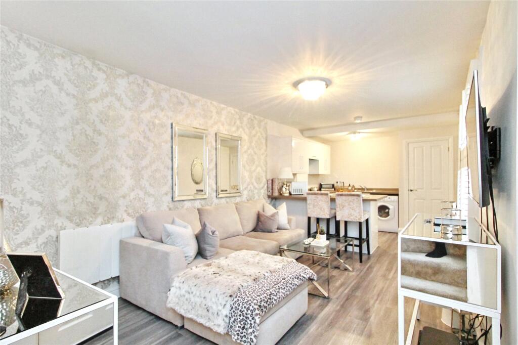 Apartment in Rochester - View 2