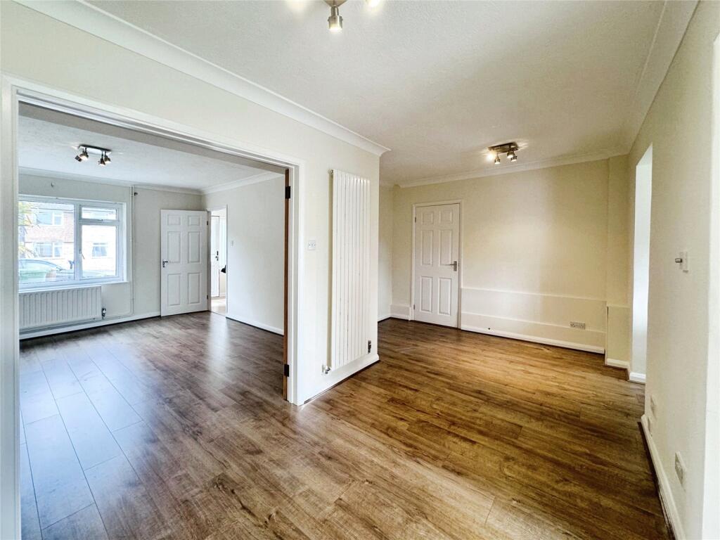 House in Tunbridge Wells, Kent - View 3