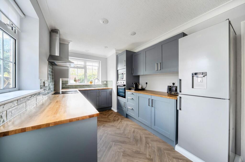 House in Portsmouth - View 2