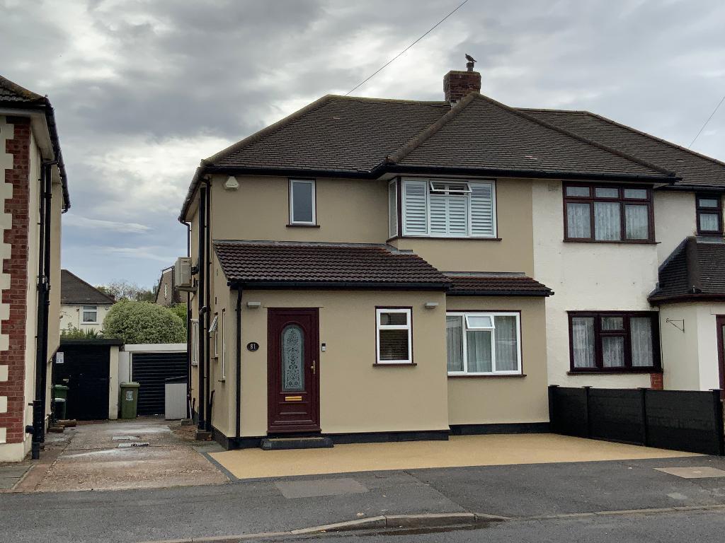 Main image of property: Calbourne Avenue, Elm Park, Essex, RM12 5BH