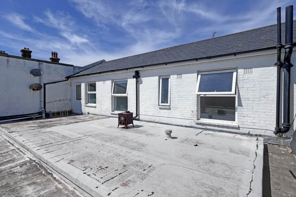 Main image of property: Terminus Road, Eastbourne, BN21 3LX