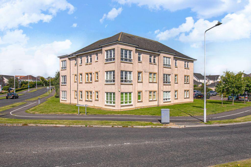 Main image of property: Flat M 12 Fulmar Drive, Dunfermline, KY11 8JY