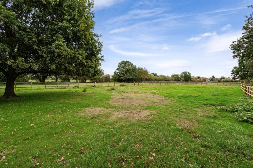 Field House, 3 Eagle Road, North Scarle, Lincoln, LN6 - View 4