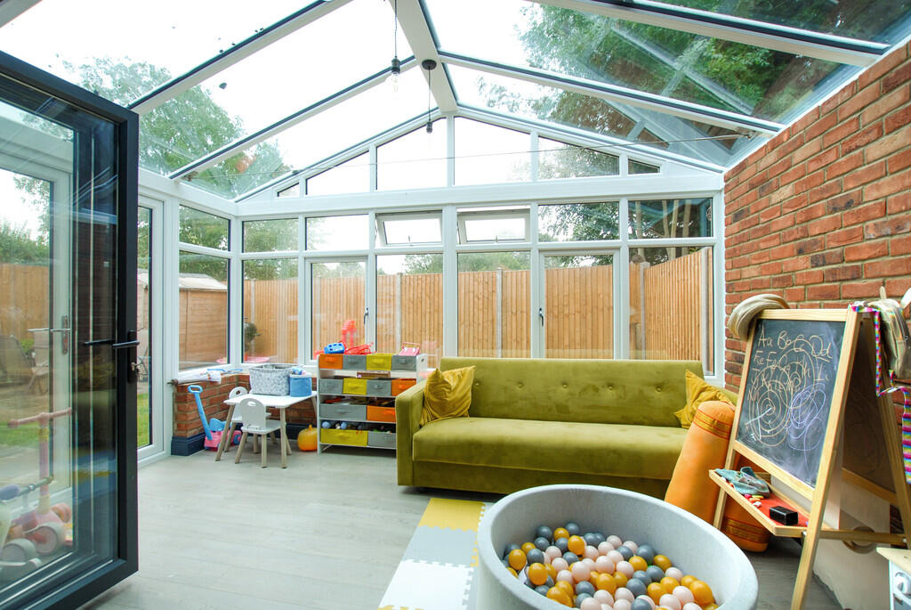Apartment in Harrow - View 5