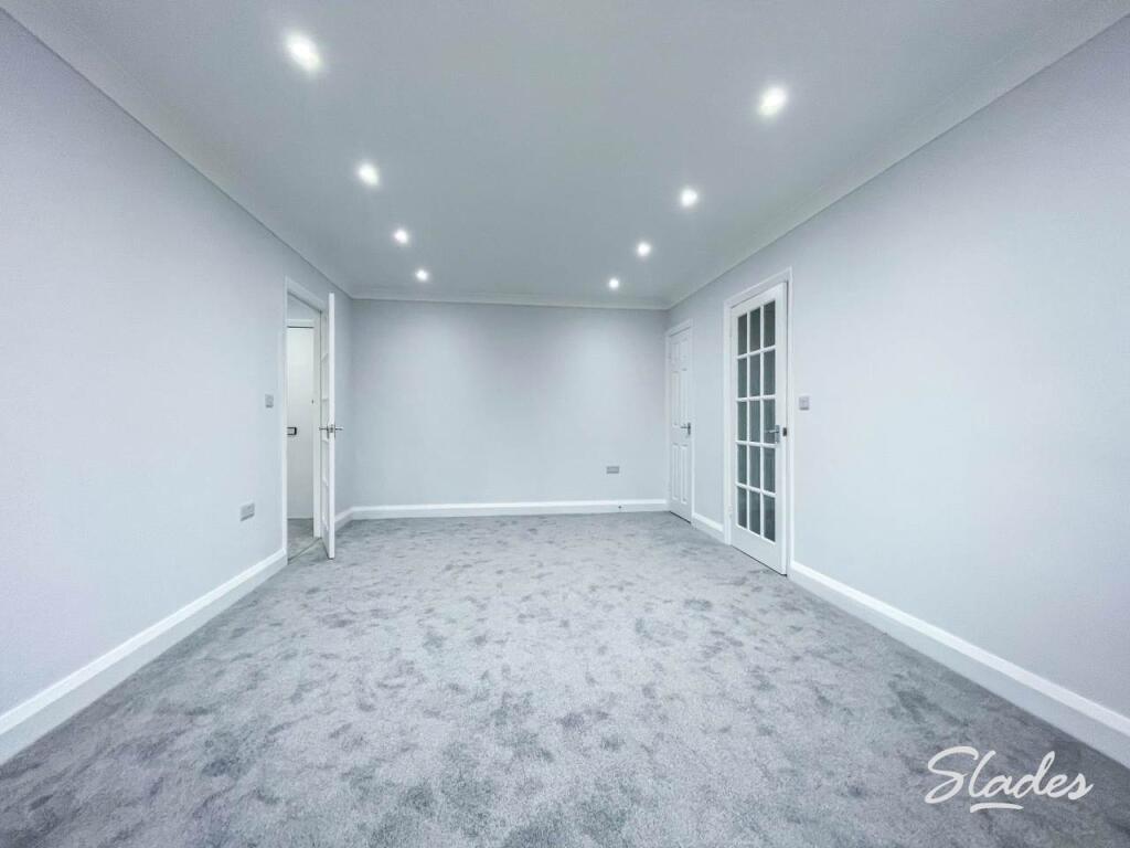 Apartment in Bournemouth - View 3