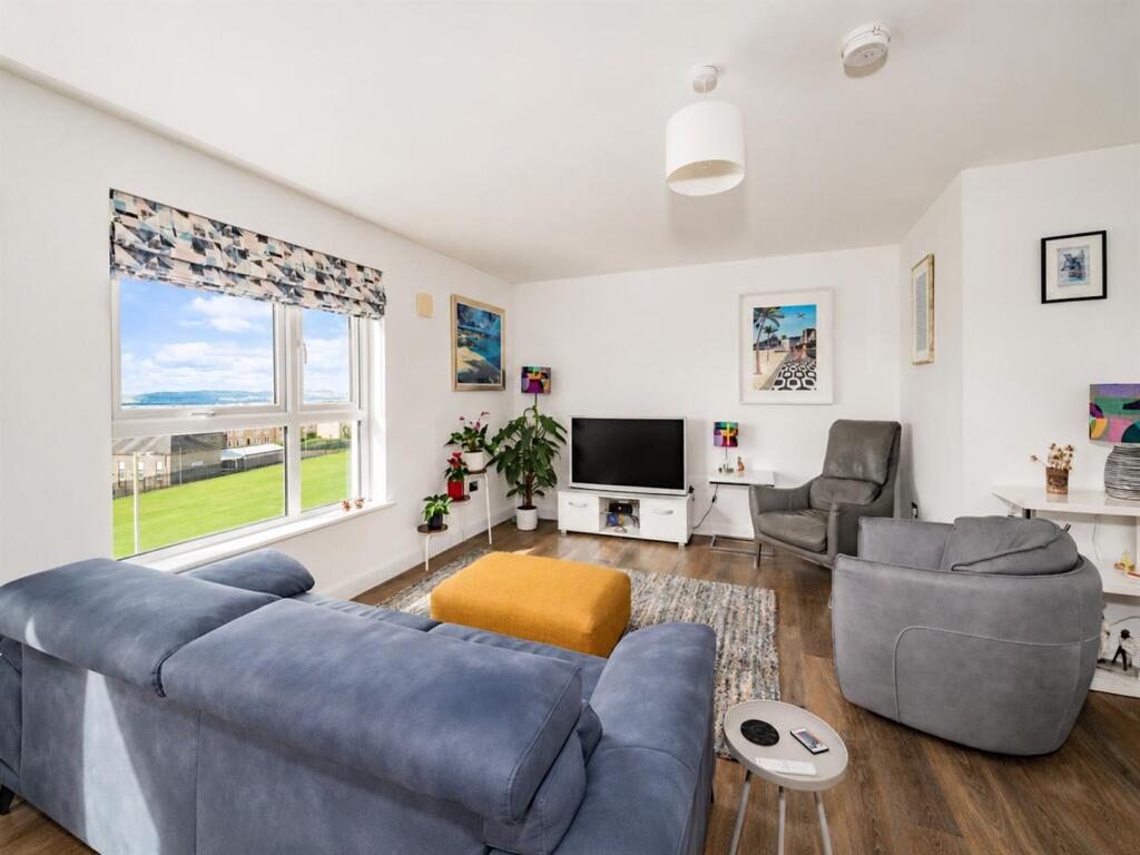 Apartment in Dundee - More