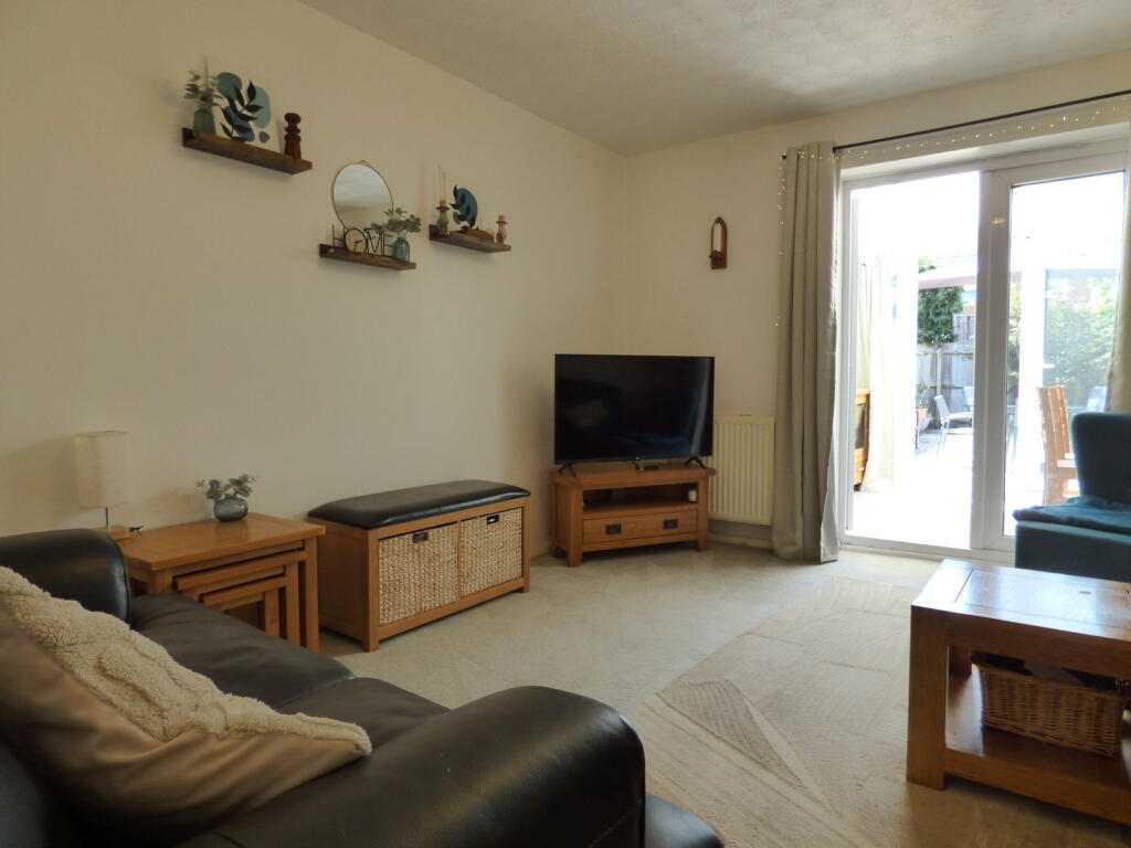 House in Worcester - View 5