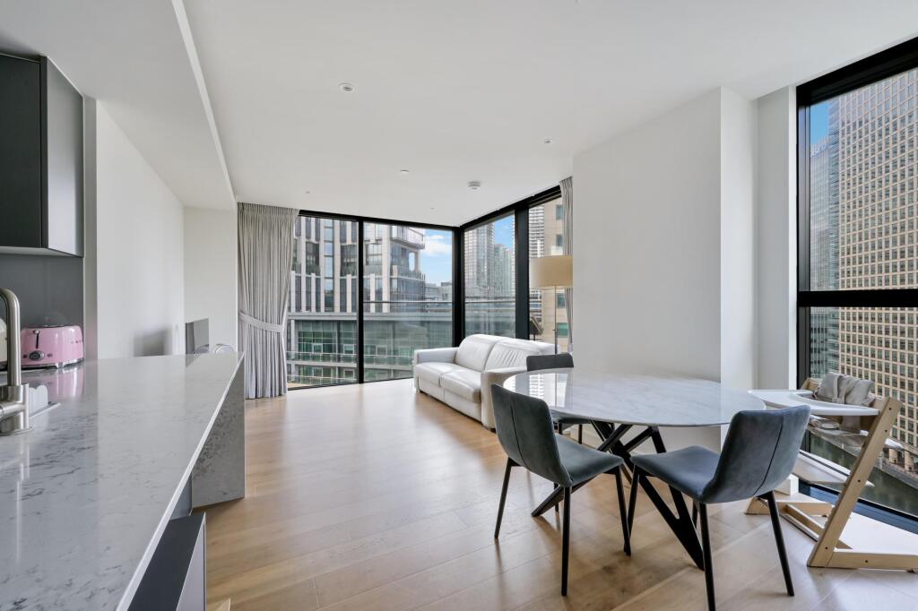 Main image of property: Hampton Tower, Canary Wharf, E14