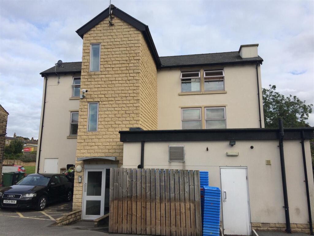 Main image of property: Greenside, Heckmondwike