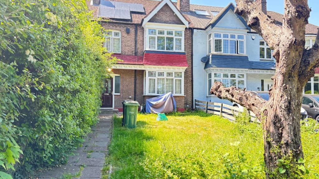 Main image of property: Room, Tulse Hill, London, SW2 2PS