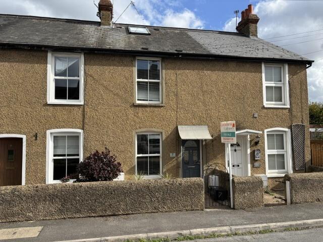 Main image of property: Lansdown Road, Chalfont St Peter, Buckinghamshire, SL9 9SP