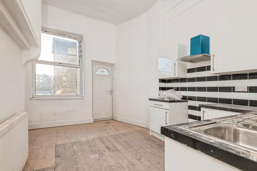 Additional image 8 of St. Pauls Road, Bradford, BD8