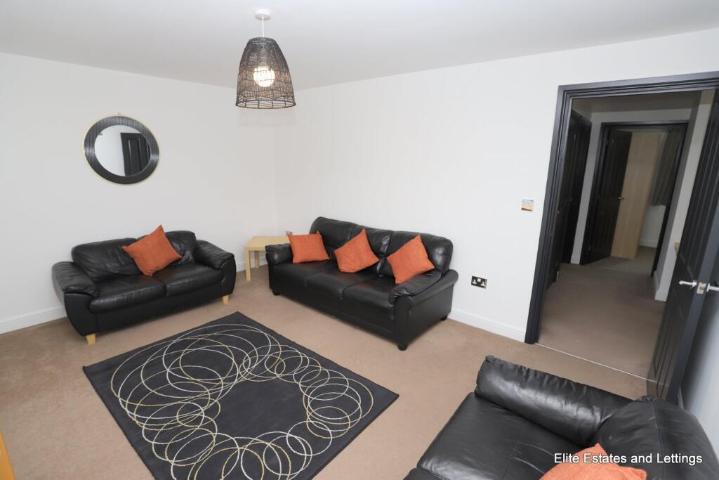 Apartment in Durham - View 4