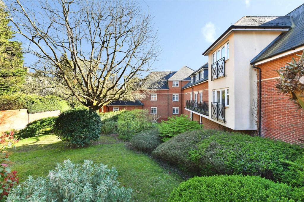 Main image of property: Eastfield Road, BRENTWOOD, Essex, CM14