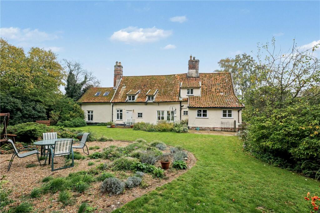 Main image of property: Rectory Road, East Carleton, Norwich, Norfolk, NR14