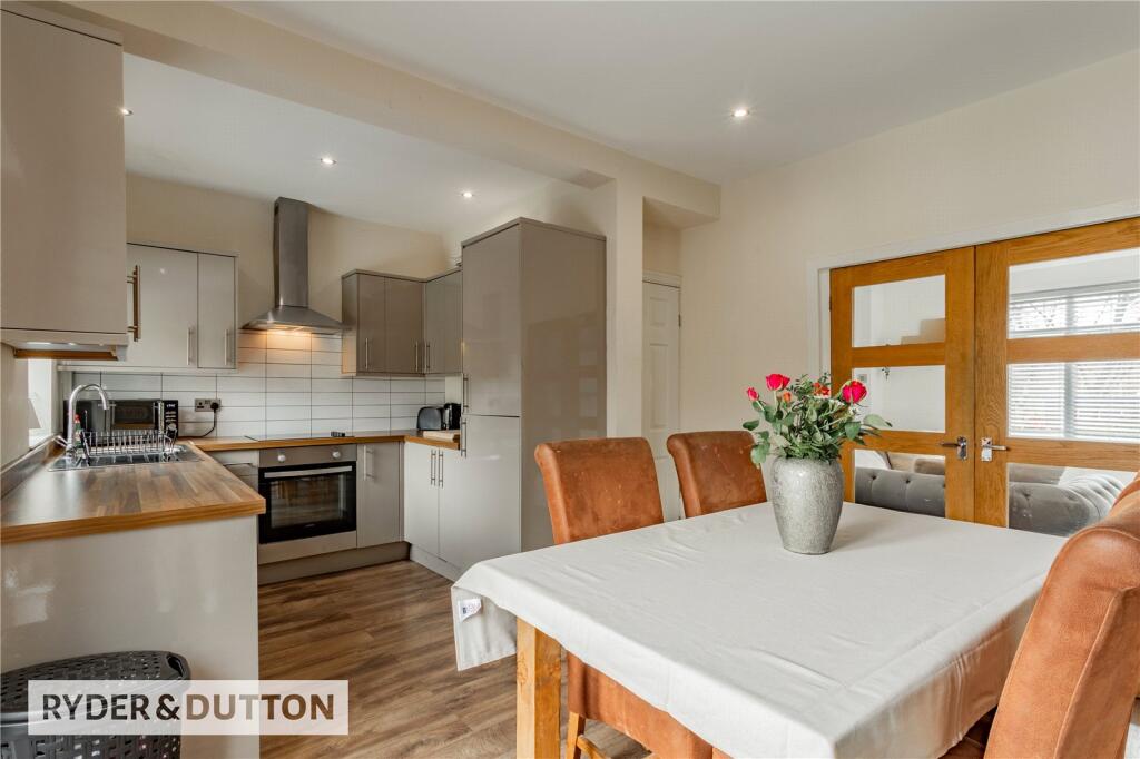 Main image of property: Bentley Avenue, Middleton, Manchester, M24