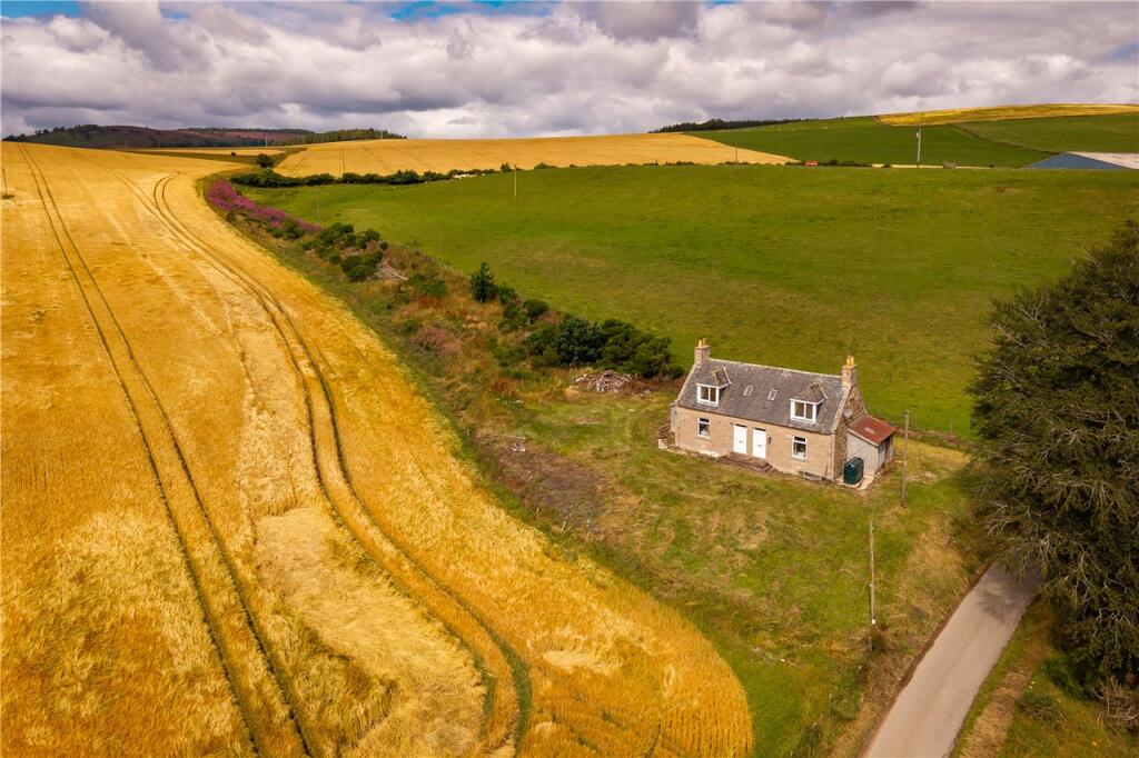 House in Aberdeen, Aberdeenshire - View 2
