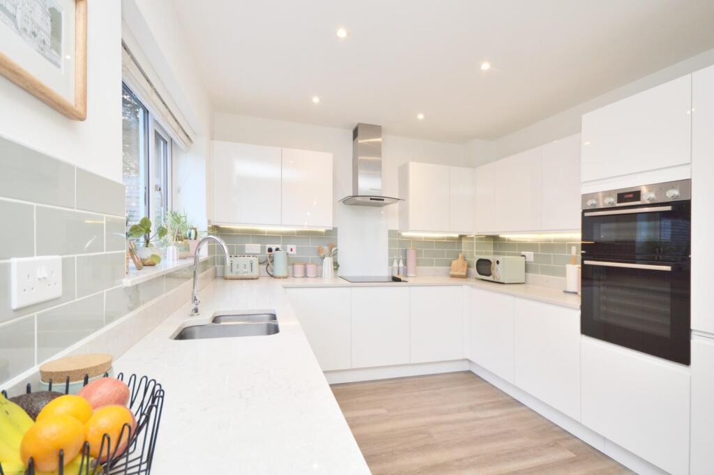 House in Keynsham, Bath and North East Somerset - View 4