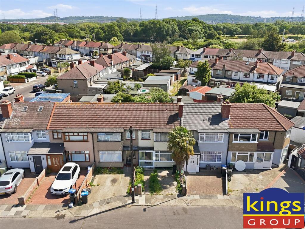 Winton Close, Edmonton, N9 - View 5