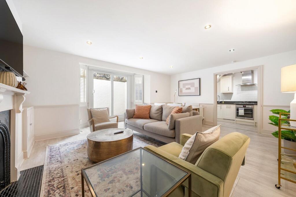 Apartment in London - More