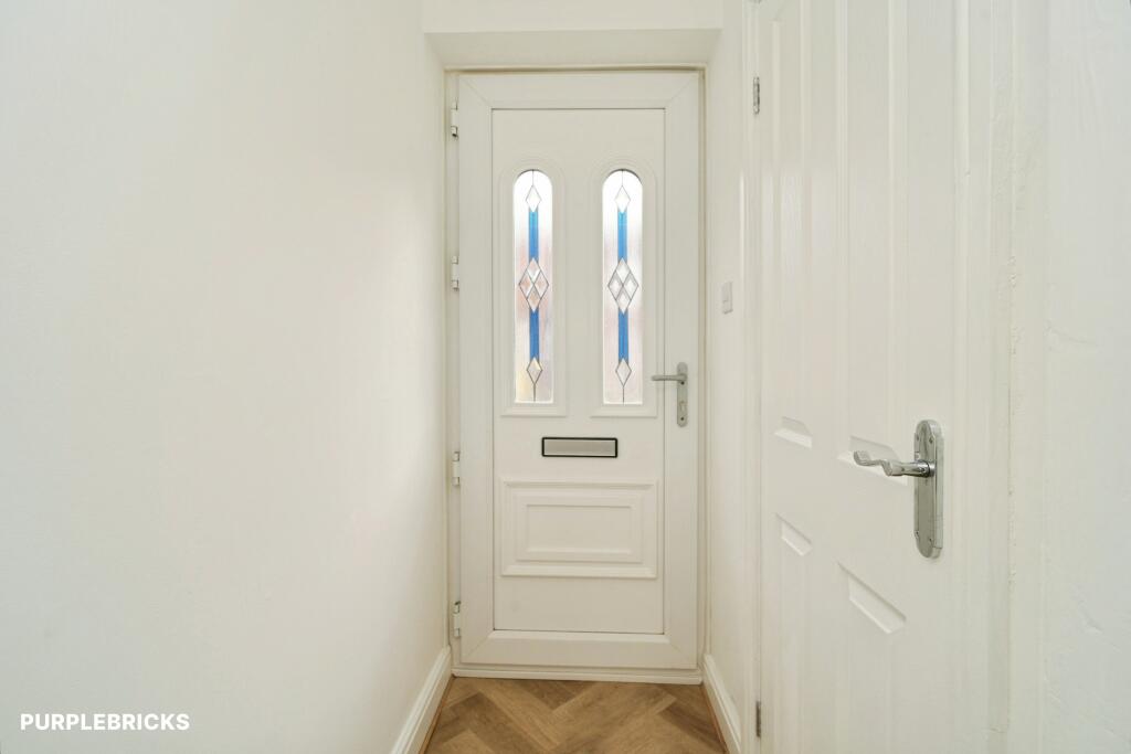 House in Oldham - View 5