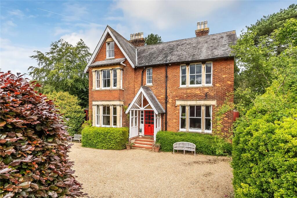 Doods Way, Reigate, Surrey, RH2. 7 bedroom detached house for sale