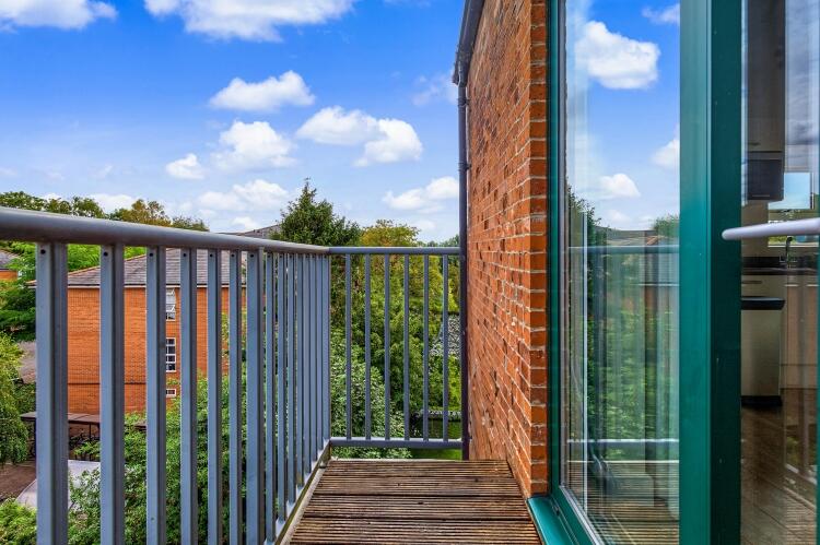 Apartment in Oxford, Osney, West Oxford - View 4