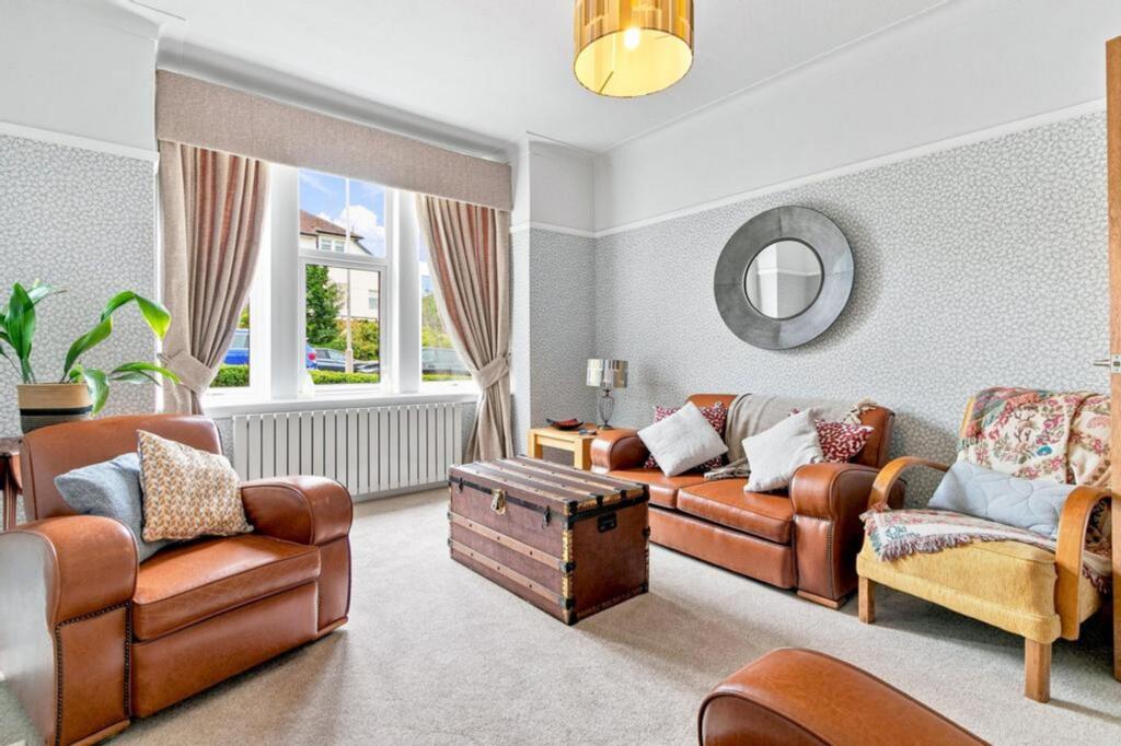 Cartsbridge Road, Clarkston, G76 photo 4