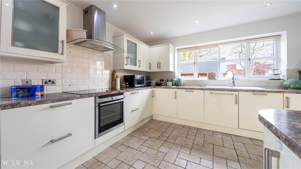 Additional image 10 of Suffolk Way, Tamworth, Staffordshire, B78