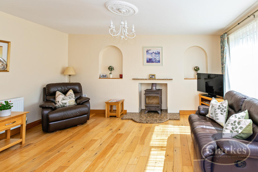 Austen Avenue, Bournemouth photo 2