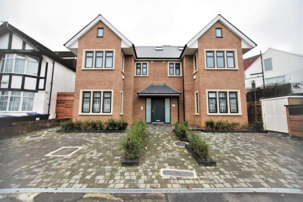 Main image of property: Diplomat Court, Green Lane, Hendon, NW4