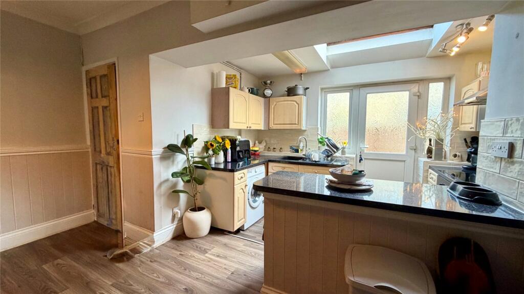 House in Taunton - View 4